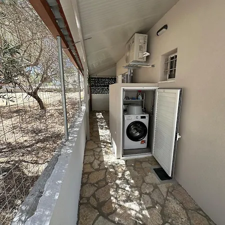 Vila Nicole Katarrakhion