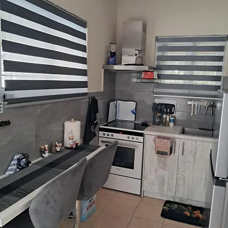 Vila Nicole Katarrakhion